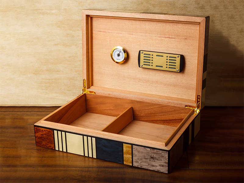 Log Wooden Marquetry Cigar Humidor Solutions
