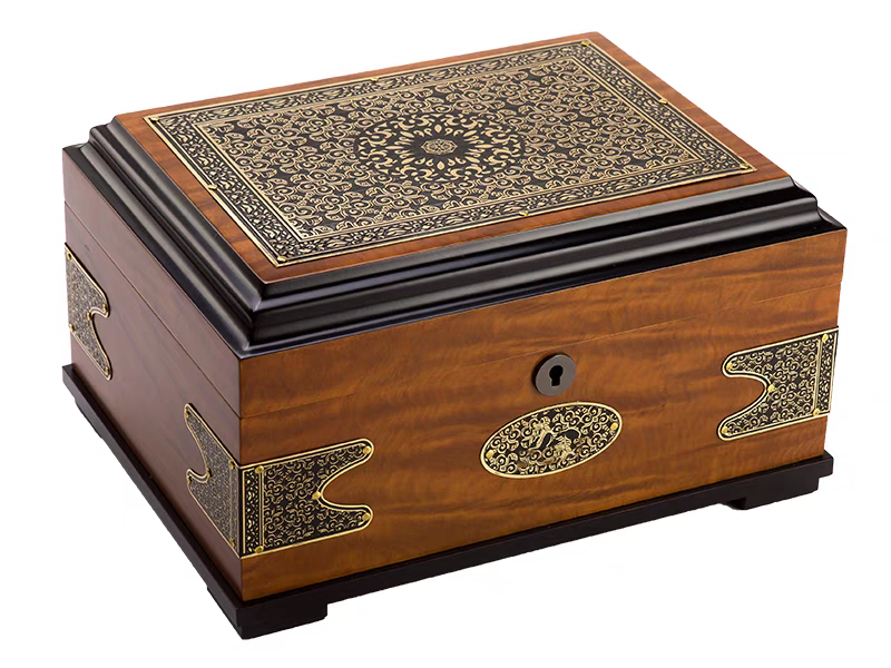 Vintage Pattern Cigar Humidor Solutions